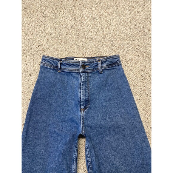 Zara Wide-Leg Flare Jeans in Blue - Picture 4 of 8